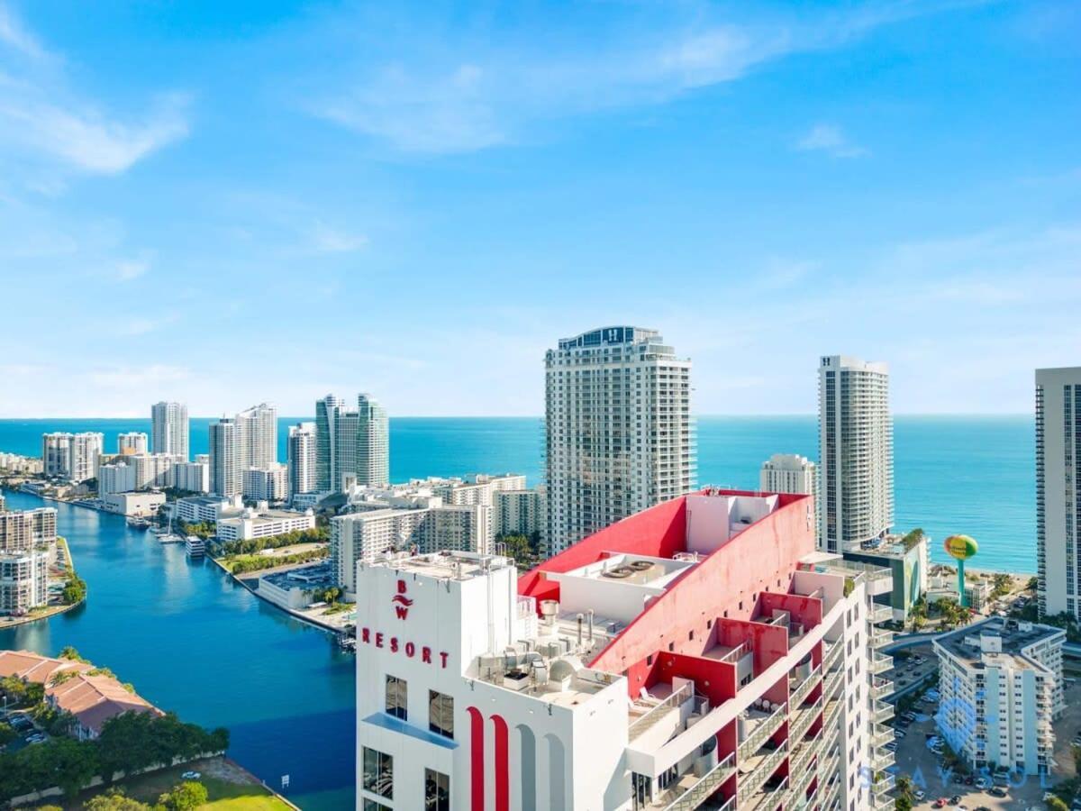 Infinite View Balcony With Pool, Gym And Near Beach Apartment Hallandale Beach Exterior photo