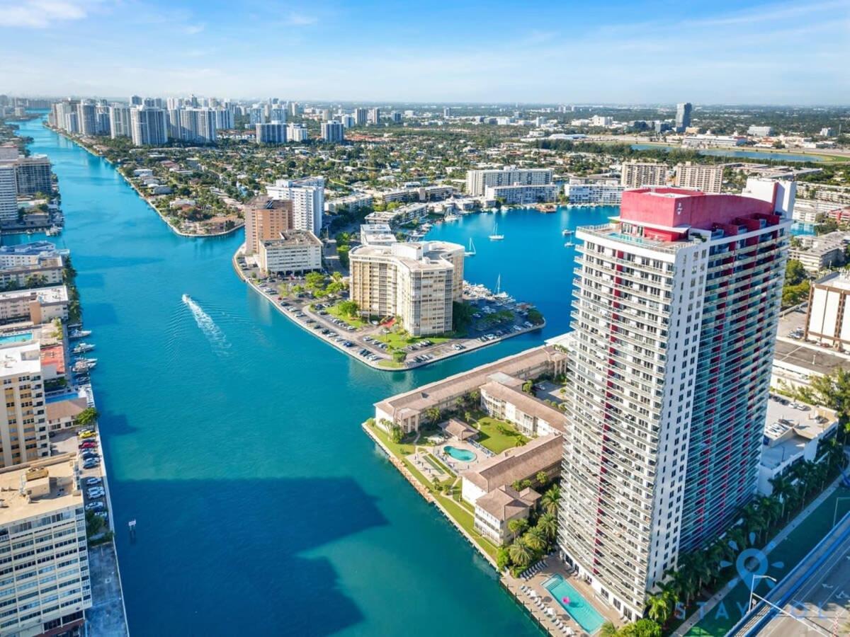 Infinite View Balcony With Pool, Gym And Near Beach Apartment Hallandale Beach Exterior photo